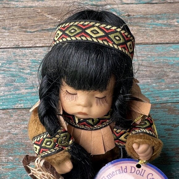 Vintage Emerald Doll Collection 2001 Willie Child Native American Outfit Tags 5" - Picture 2 of 10